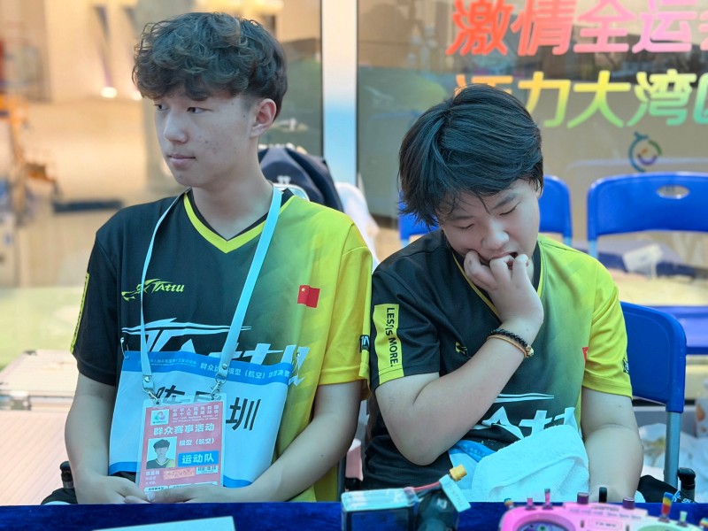 小白、果果，